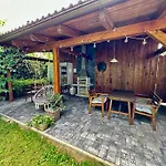 V Raji * Blata