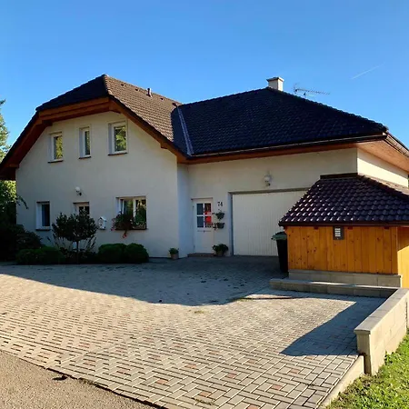 V Ráji