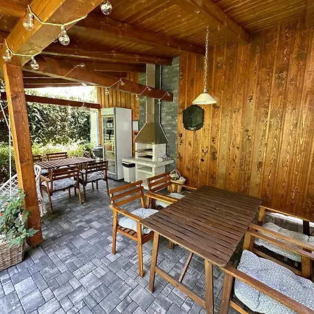 Apartment V Raji