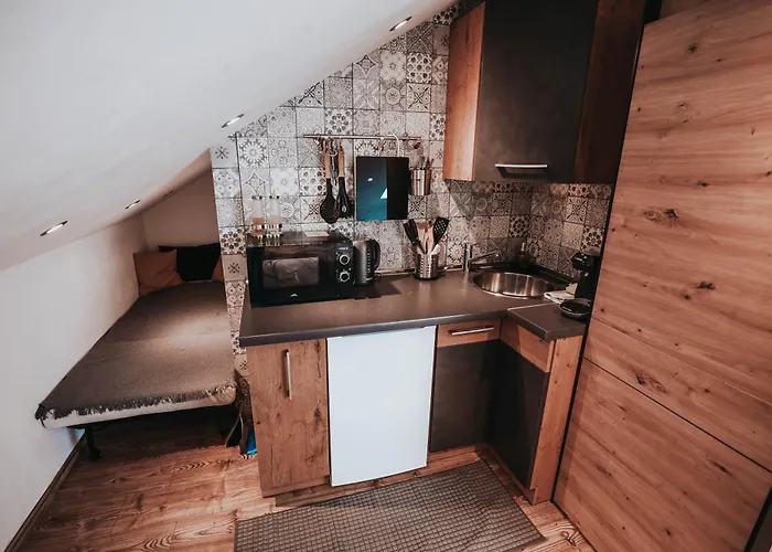 V Ráji *